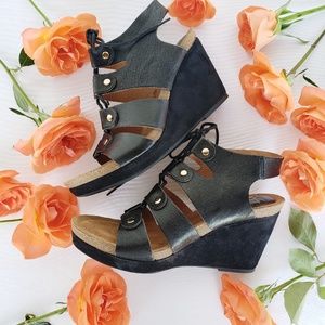 Sofft Lace-Up Ghillie Gladiator Sandals
